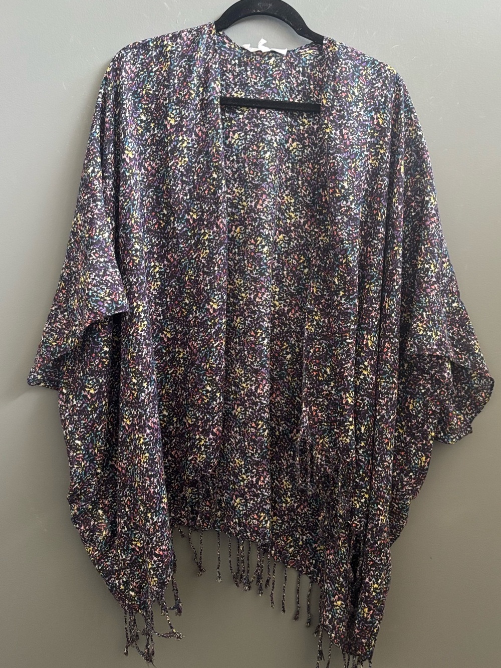BCBGeneration Black Multicolor Confetti Kimono Top